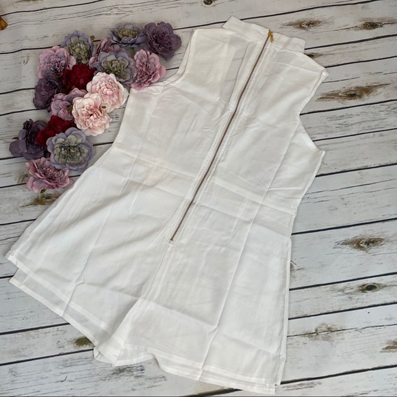 Sexy V Neck Keyhole Sleeveless Floral Embroidered Short Playsuit - Picture 14 of 16